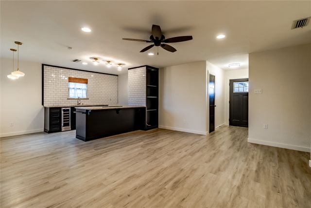 818 E Heath Street, Rockwall, TX 75087