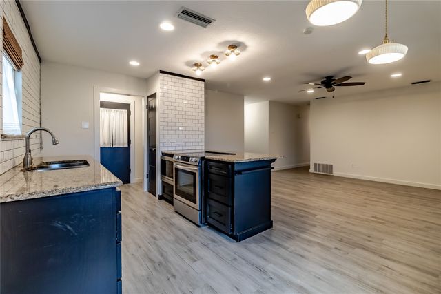 818 E Heath Street, Rockwall, TX 75087