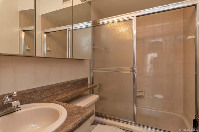 136-17 Maple Avenue 5H, Flushing, NY 11355