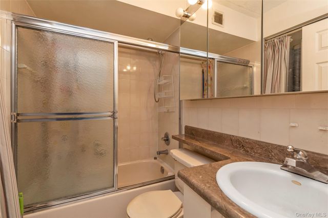 136-17 Maple Avenue 5H, Flushing, NY 11355