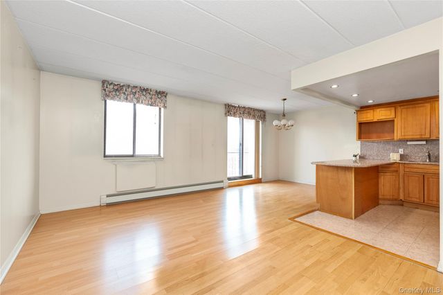 136-17 Maple Avenue 5H, Flushing, NY 11355