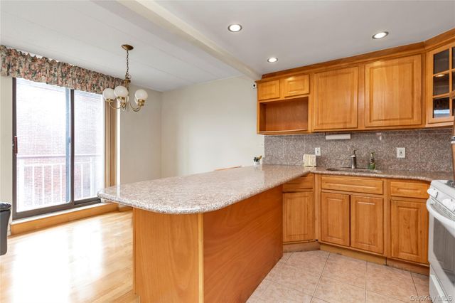 136-17 Maple Avenue 5H, Flushing, NY 11355
