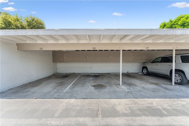14802 Newport Avenue 18A, Tustin, CA 92780