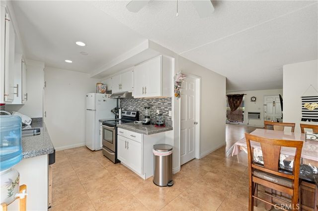 14802 Newport Avenue 18A, Tustin, CA 92780