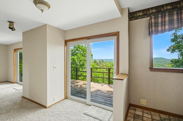 21006 State Highway E, Eagle Rock, MO 65641