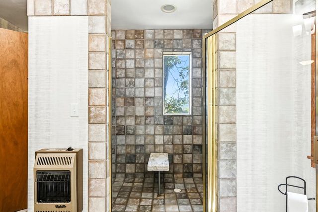 21006 State Highway E, Eagle Rock, MO 65641