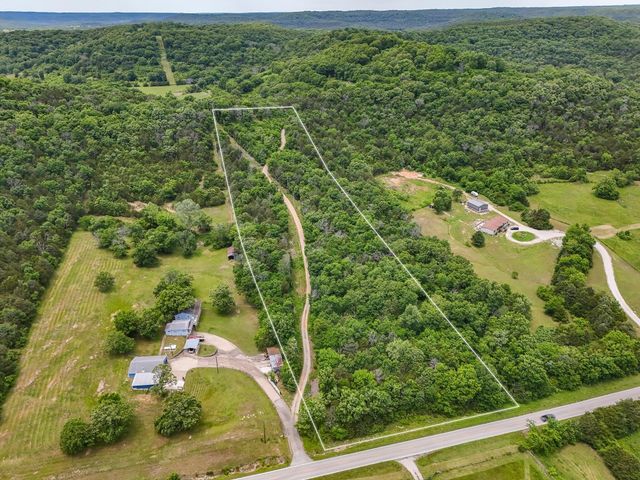 21006 State Highway E, Eagle Rock, MO 65641