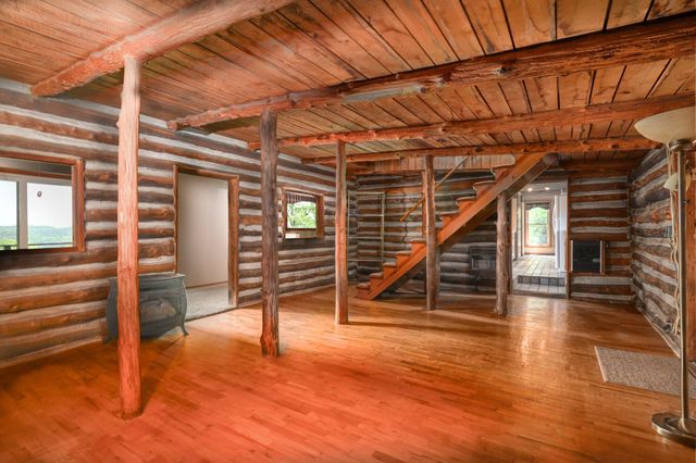 21006 State Highway E, Eagle Rock, MO 65641