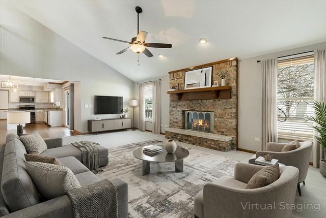 303 Westwood Drive, Shorewood, IL 60404