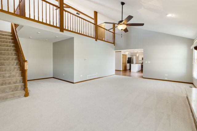 303 Westwood Drive, Shorewood, IL 60404