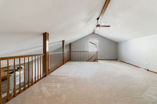 303 Westwood Drive, Shorewood, IL 60404