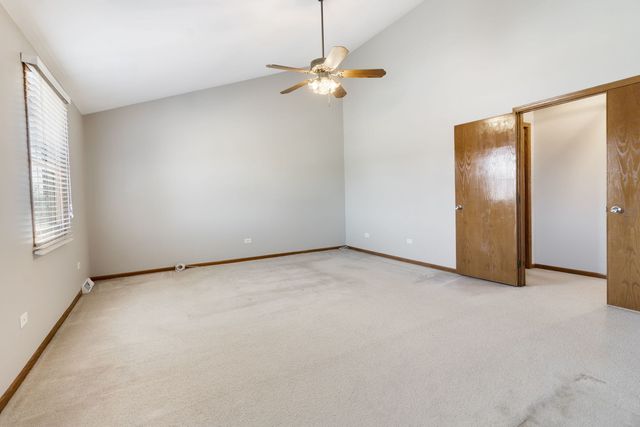 303 Westwood Drive, Shorewood, IL 60404