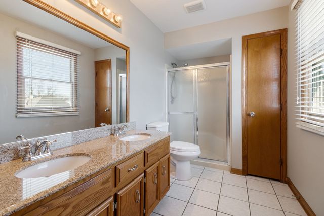 303 Westwood Drive, Shorewood, IL 60404