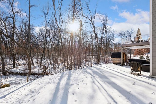 15525 52nd Place N, Plymouth, MN 55446