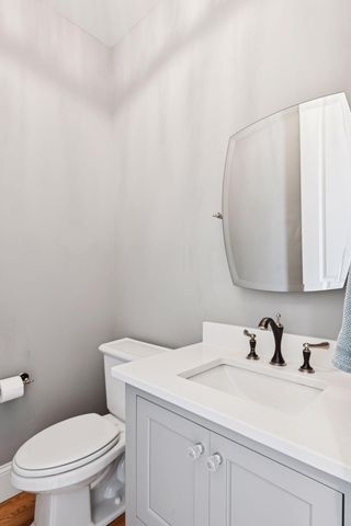 15525 52nd Place N, Plymouth, MN 55446