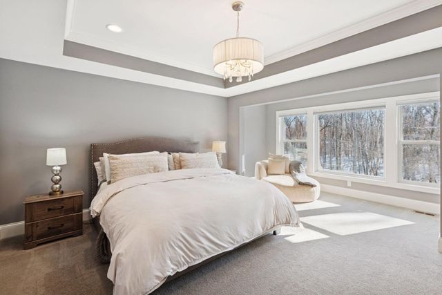 15525 52nd Place N, Plymouth, MN 55446