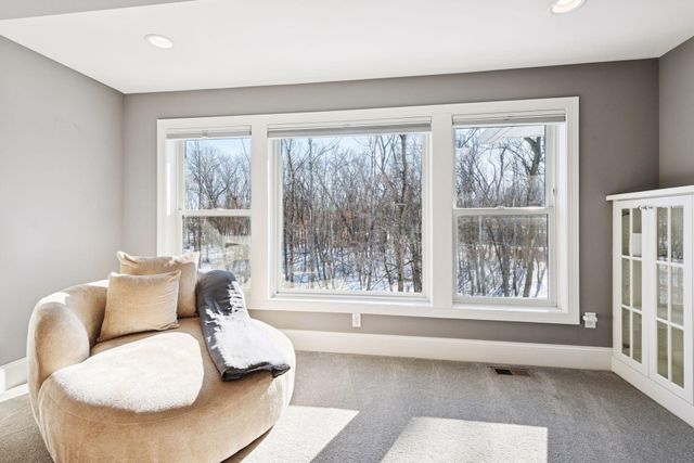 15525 52nd Place N, Plymouth, MN 55446