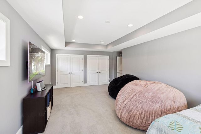 15525 52nd Place N, Plymouth, MN 55446