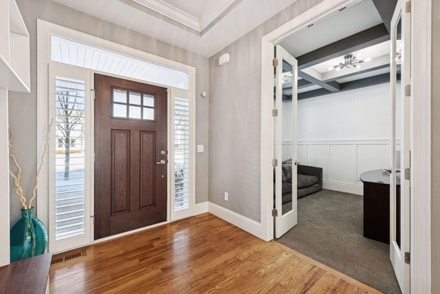 15525 52nd Place N, Plymouth, MN 55446