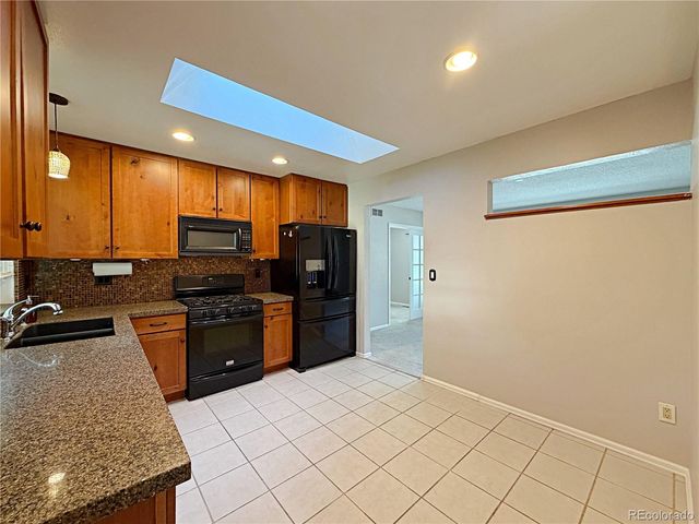 3677 S Norfolk Way, Aurora, CO 80013