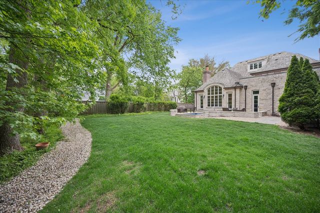 725 Valley Road, Glencoe, IL 60022