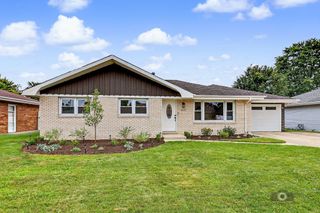 605 GLORIA Street, Lockport, IL 60441