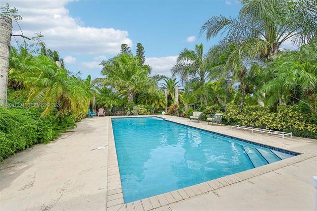 21401 SW 187th Avenue, Miami, FL 33187