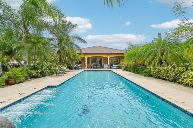 21401 SW 187th Avenue, Miami, FL 33187