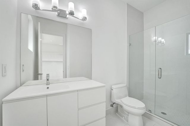5939 Brookfield Circle W, Hollywood, FL 33312