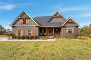 3006 Old Greenbrier Pike, Greenbrier, TN 37073