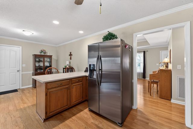 662 Brinkley Rd, Murfreesboro, TN 37128