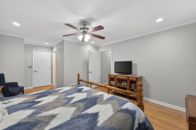 662 Brinkley Rd, Murfreesboro, TN 37128