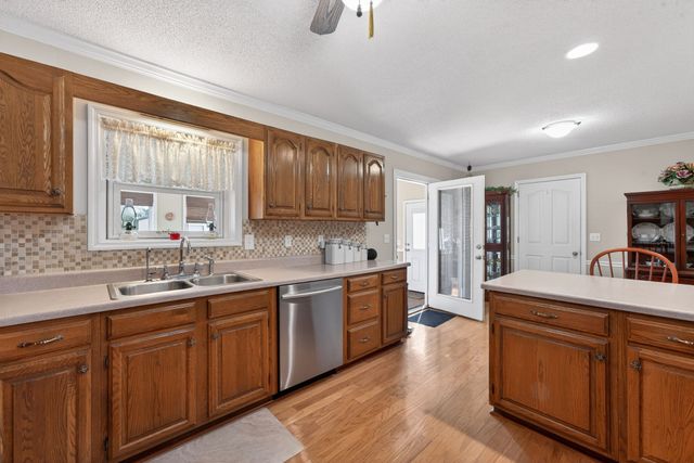 662 Brinkley Rd, Murfreesboro, TN 37128