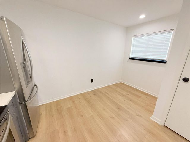 9090 S Braeswood Boulevard 115, Houston, TX 77074