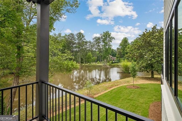 130 Lake Estates Drive, Roswell, GA 30075