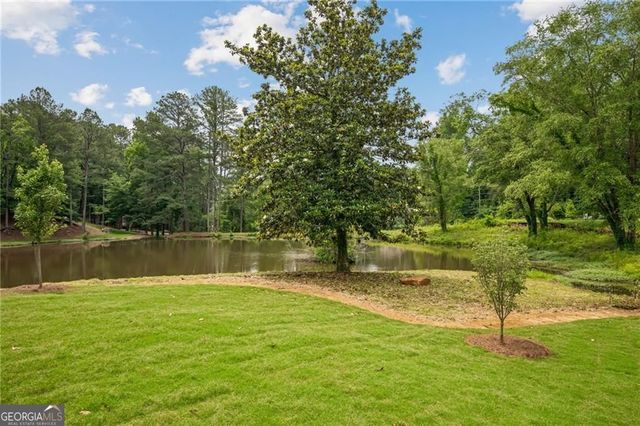 130 Lake Estates Drive, Roswell, GA 30075