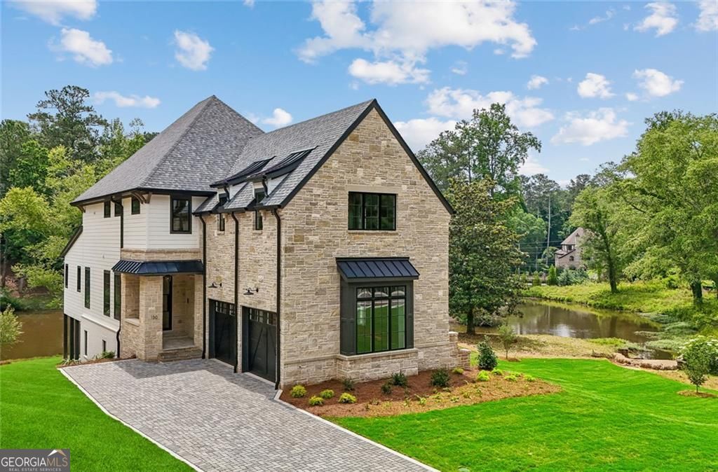 130 Lake Estates Drive, Roswell, GA 30075