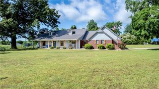 470786 E 1121 Road, Muldrow, OK 74948