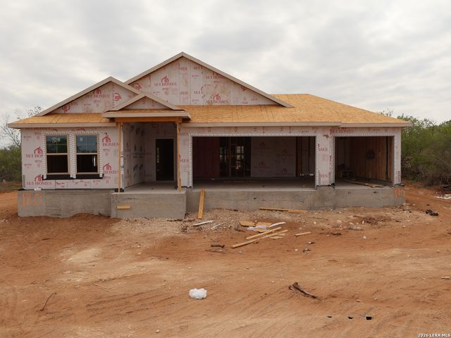 120 Greeley Drive, Floresville, TX 78114