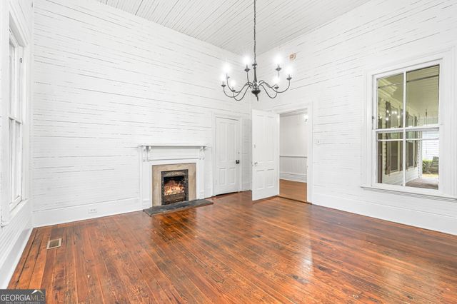 106 Howard Street, Byron, GA 31008