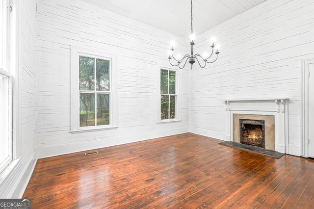 106 Howard Street, Byron, GA 31008