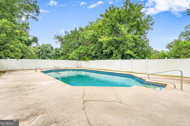 106 Howard Street, Byron, GA 31008