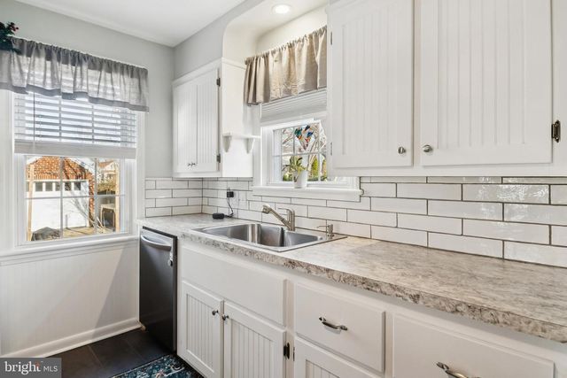 2620 HILLCREST AVE, Parkville, MD 21234