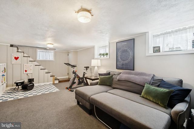 2620 HILLCREST AVE, Parkville, MD 21234