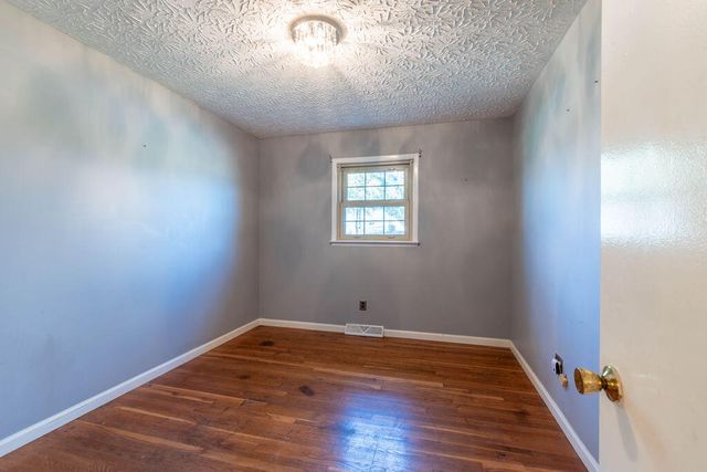 429 Old Danville Road, Lancaster, KY 40444