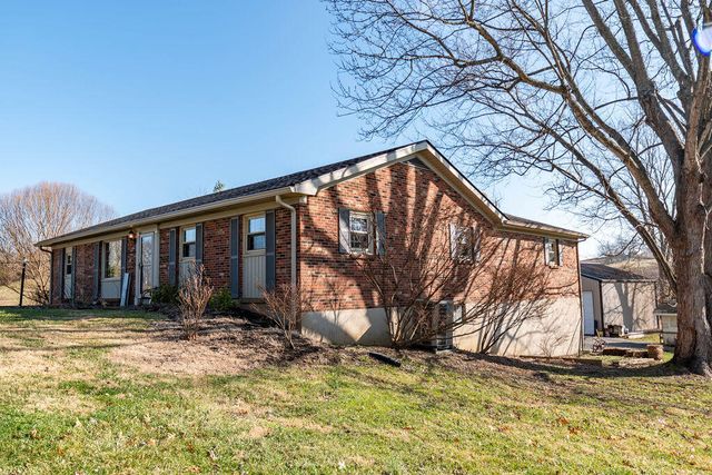 429 Old Danville Road, Lancaster, KY 40444