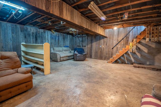 429 Old Danville Road, Lancaster, KY 40444