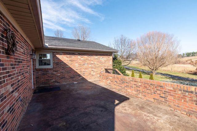 429 Old Danville Road, Lancaster, KY 40444