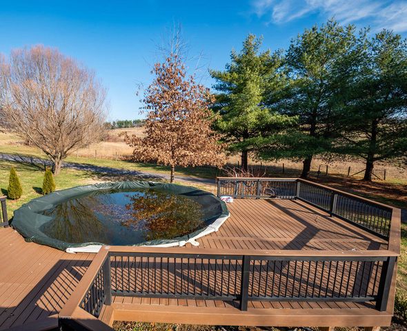 429 Old Danville Road, Lancaster, KY 40444