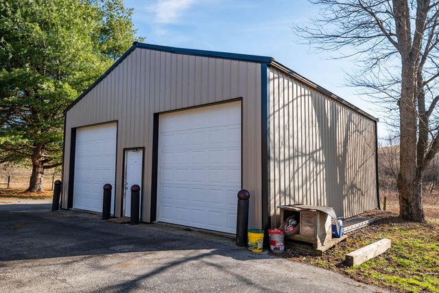 429 Old Danville Road, Lancaster, KY 40444